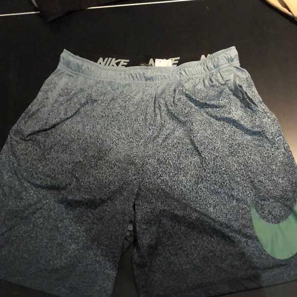 Nike Dri fit shorts - Picture 1 of 2